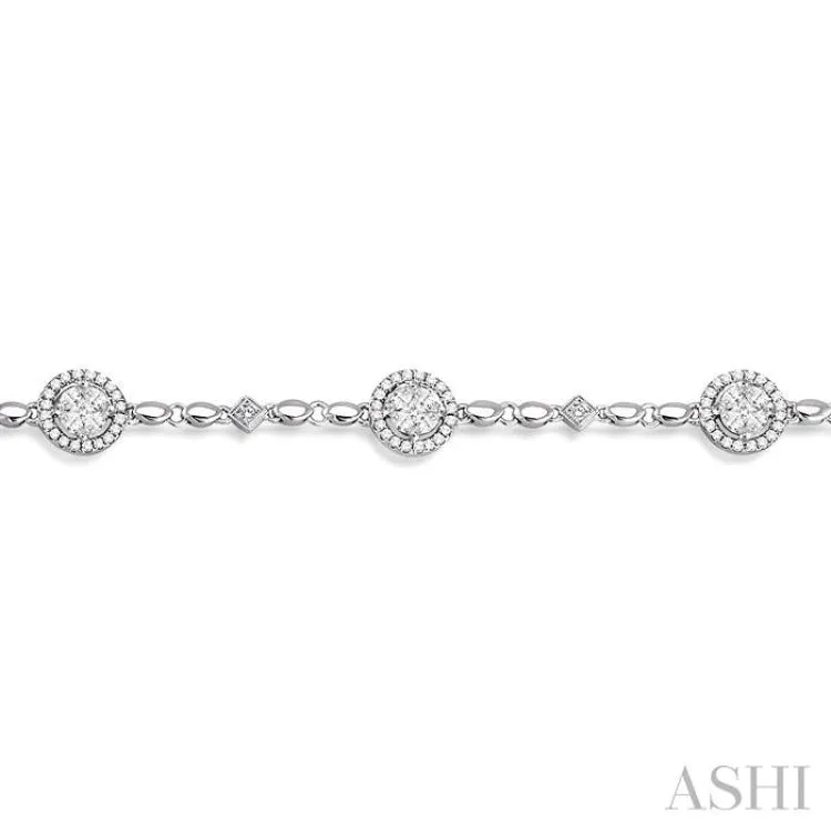 1 1/2 Ctw Diamond Link Bracelet in 14K White Gold