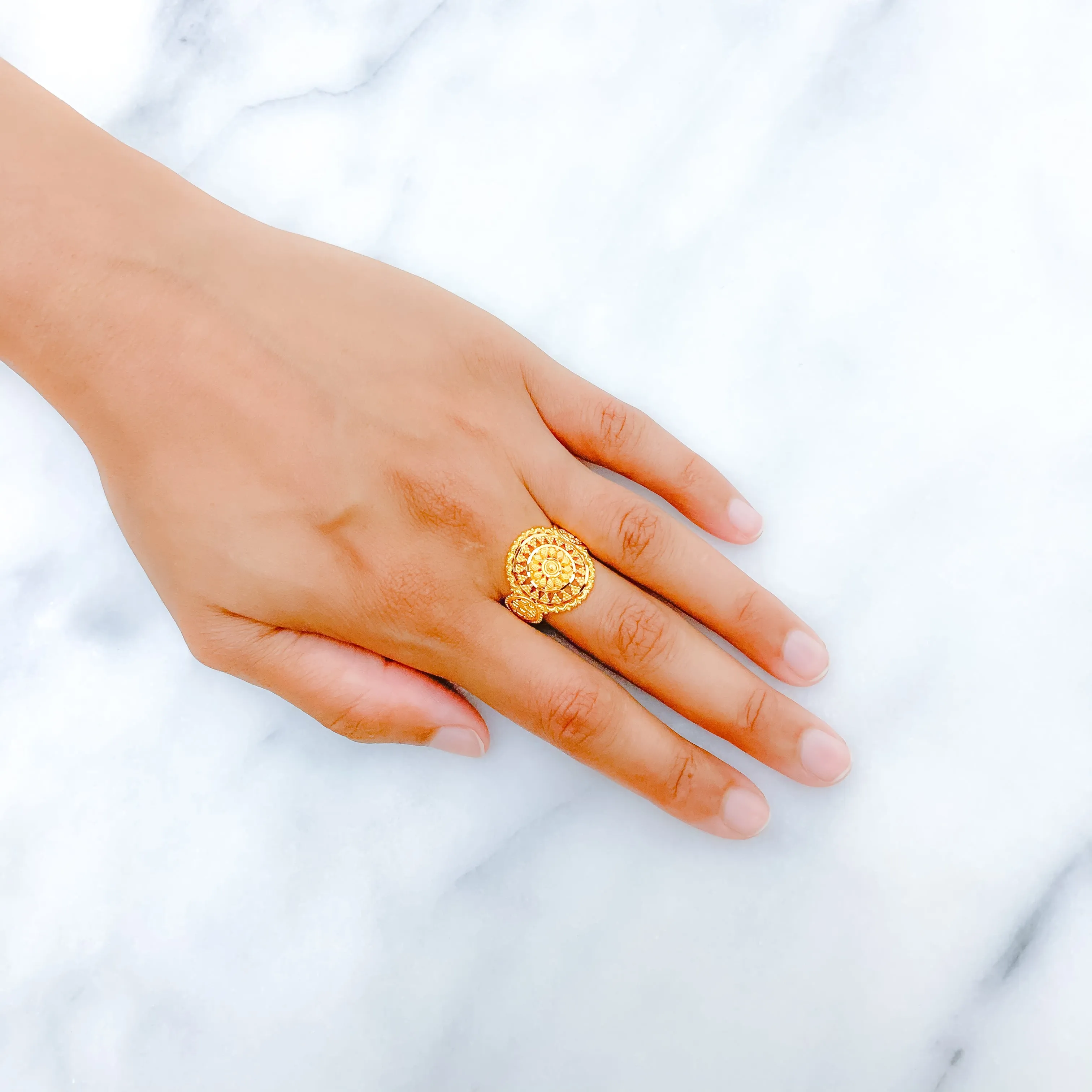 Attractive Yellow Gold Ring