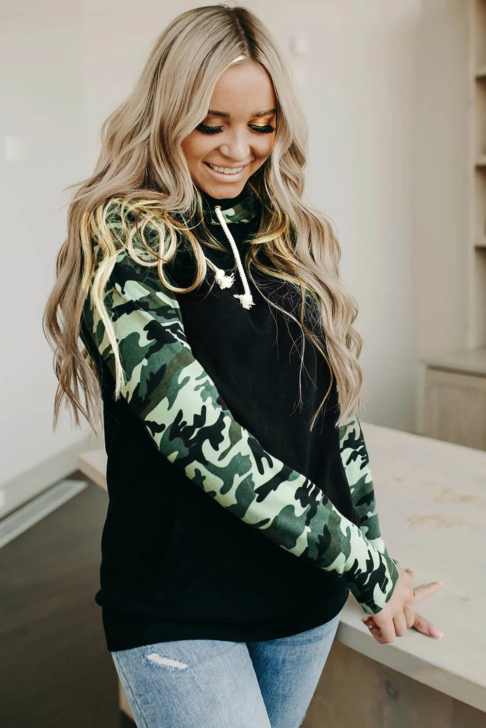 Black Camouflage Print Raglan Sleeve Hoodie