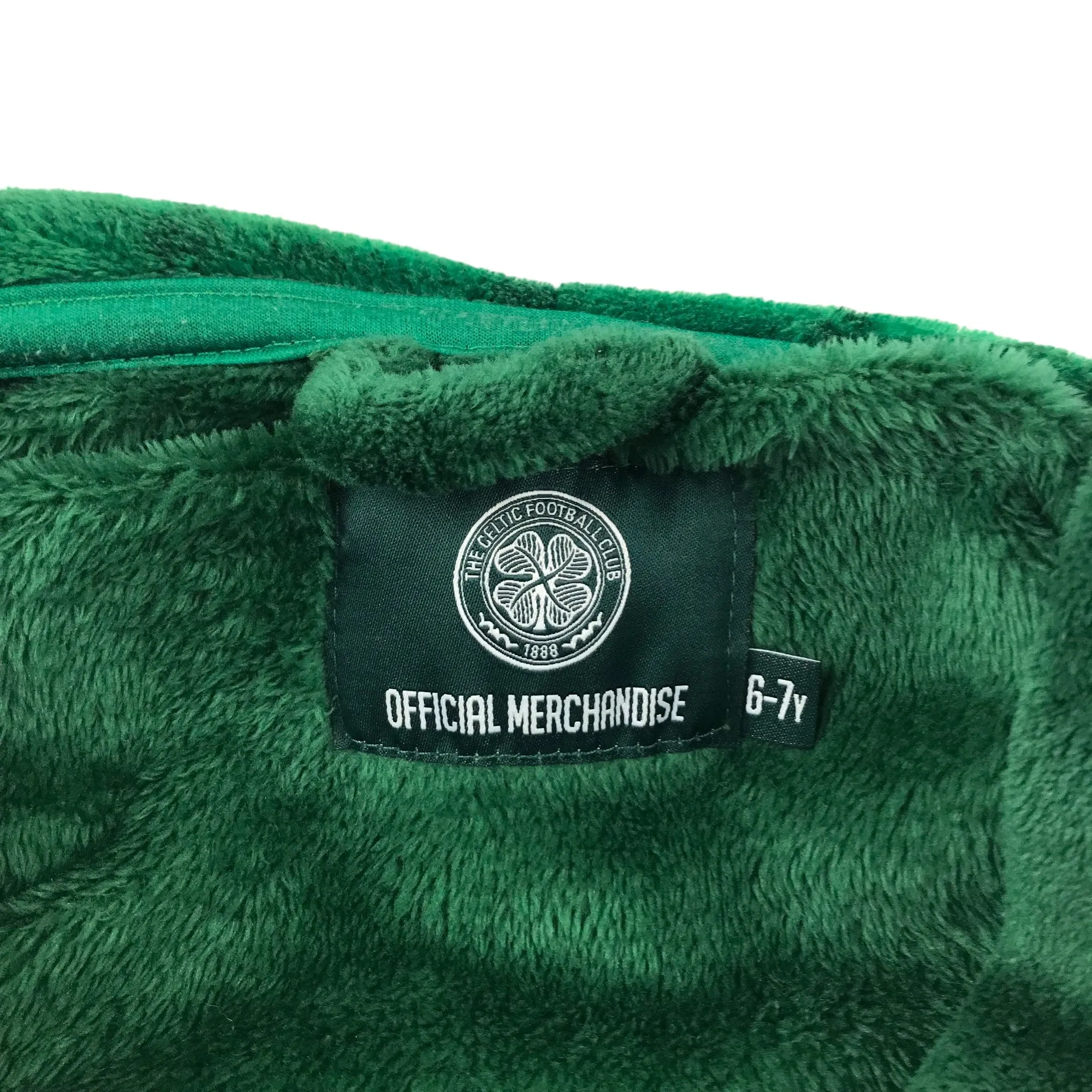 Celtic FC dressing gown 6-7 years green fluffy hooded