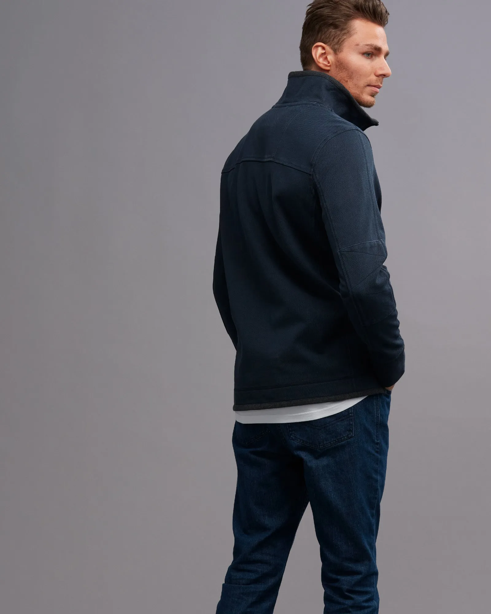 QUARTER ZIP SWEATSHIRT